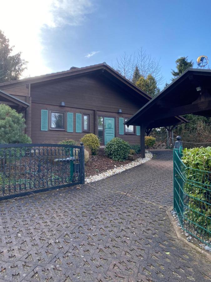 Gemuetliches Holzhaus In Idyllischer Lage Ruppichteroth Exterior foto
