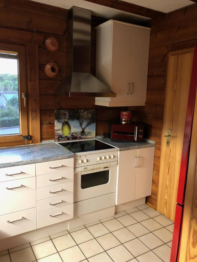 Gemuetliches Holzhaus In Idyllischer Lage Ruppichteroth Exterior foto